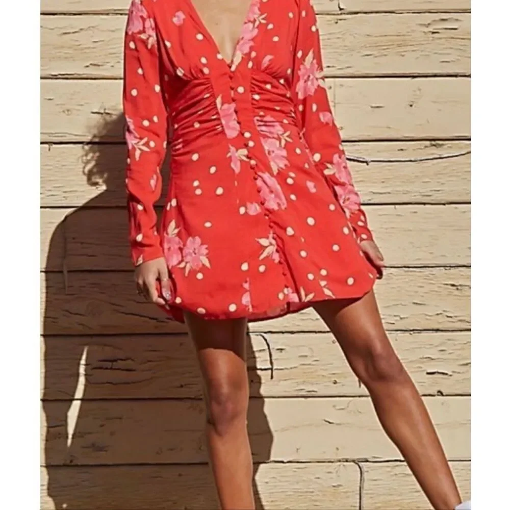 NET Free People Red Floral Button Down Ruched Side Dress Size: L Free People